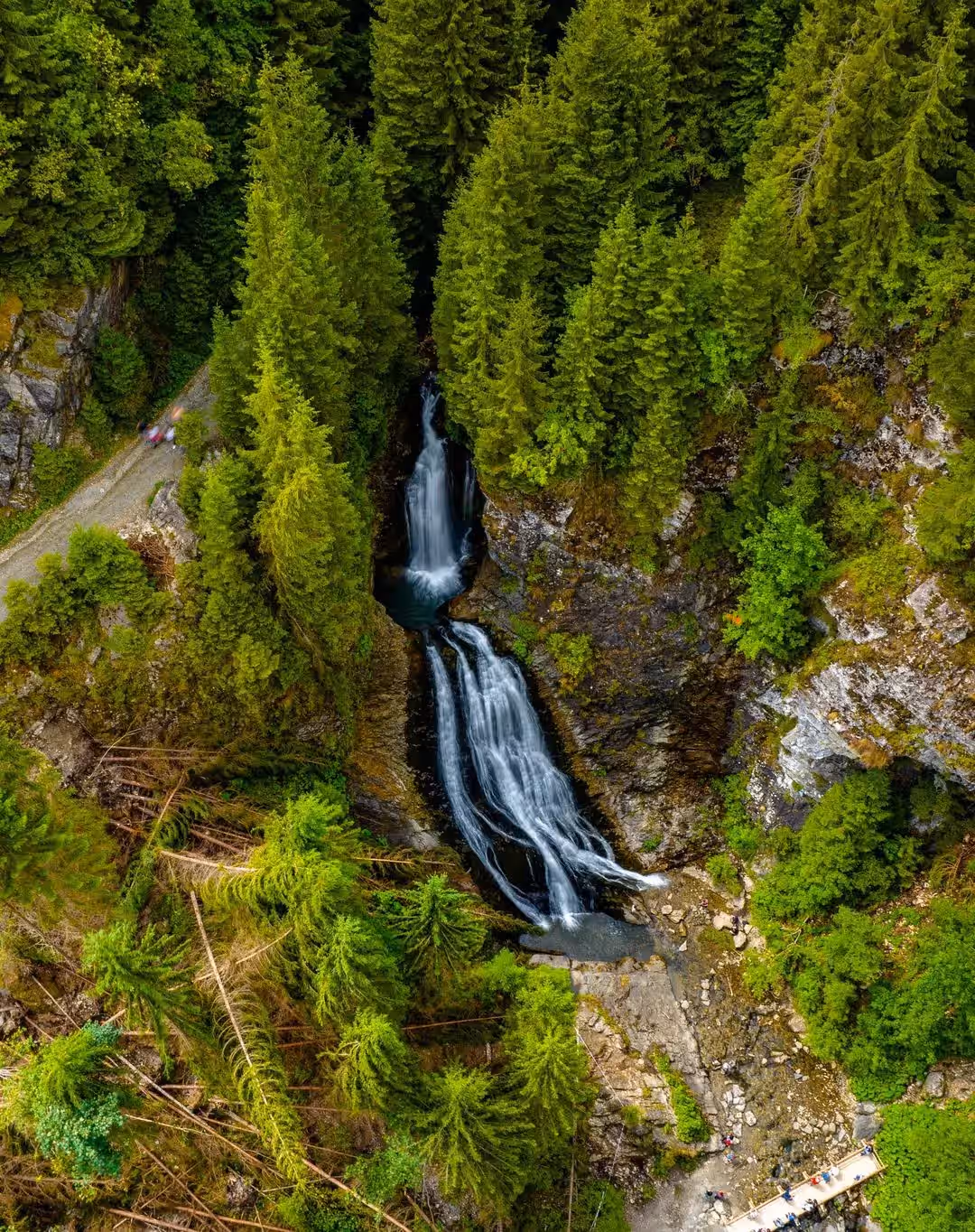 Cascada Răchițele, Vălul Miresei din Răchițele, România, fotografia 3