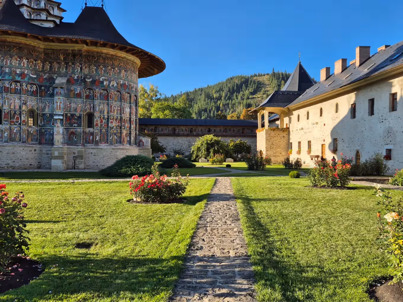 Mănăstirea Sucevița din Sucevița, România, fotografia 12