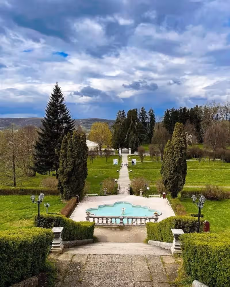 Palatul Brukenthal Avrig din Avrig, România, fotografia 16