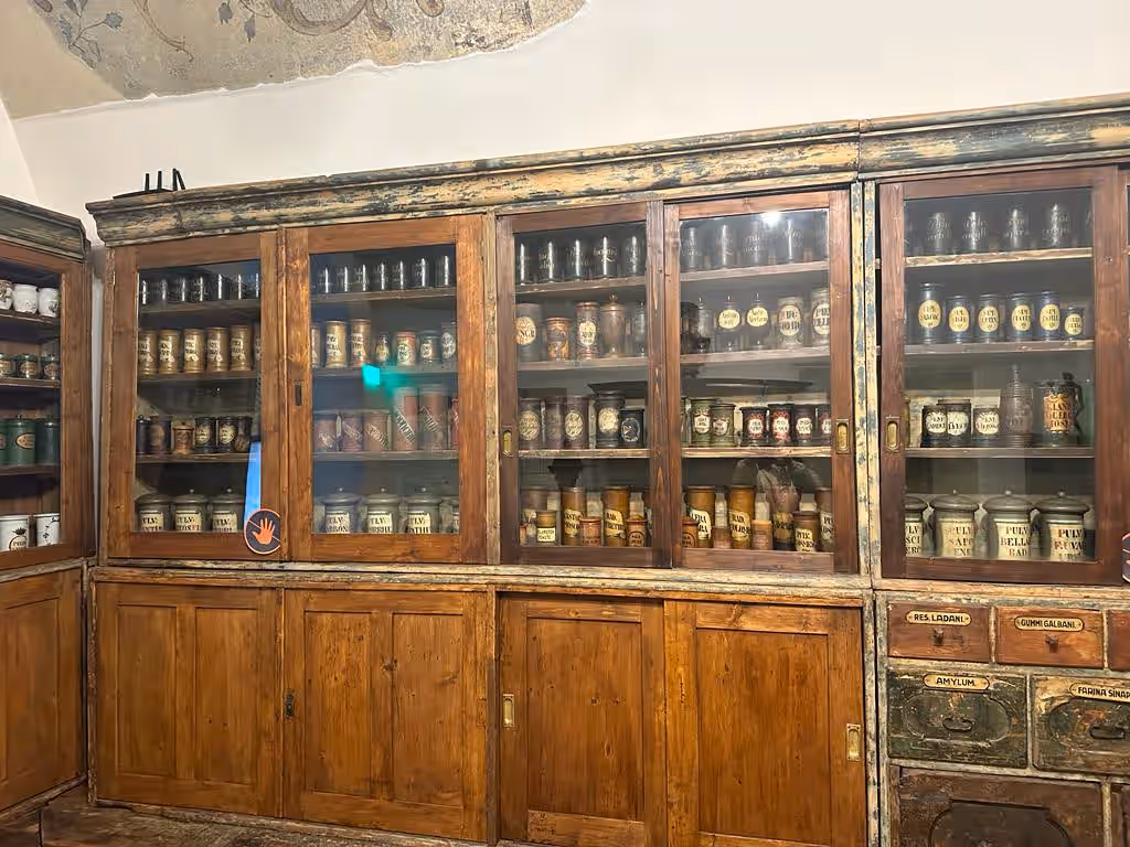 Muzeul Farmaciei Cluj din Cluj-Napoca, România, fotografia 7