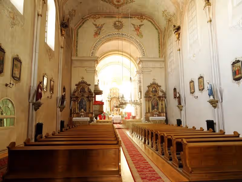 Biserica și Mănăstirea Ursulinelor Sibiu din Sibiu, România, fotografia 9