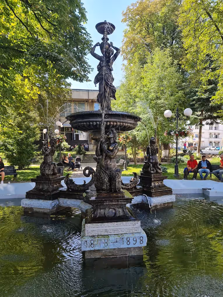 Parcul Orășenesc Câmpulung Moldovenesc din Câmpulung Moldovenesc, România, fotografia 7 Parcul Orășenesc Câmpulung Moldovenesc din Câmpulung Moldovenesc, România, fotografia 7
