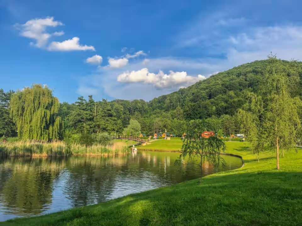 Lacul Noua din Brașov, România, fotografia 7 Lacul Noua din Brașov, România, fotografia 7