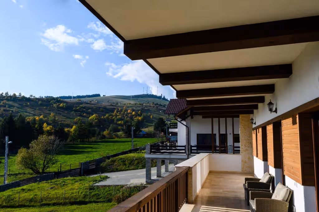 Chalet First Hill, cabană de închiriat integral cu saună în Gura Humorului, Bucovina, fotografia 37 Chalet First Hill, cabană de închiriat integral cu saună în Gura Humorului, Bucovina, fotografia 37