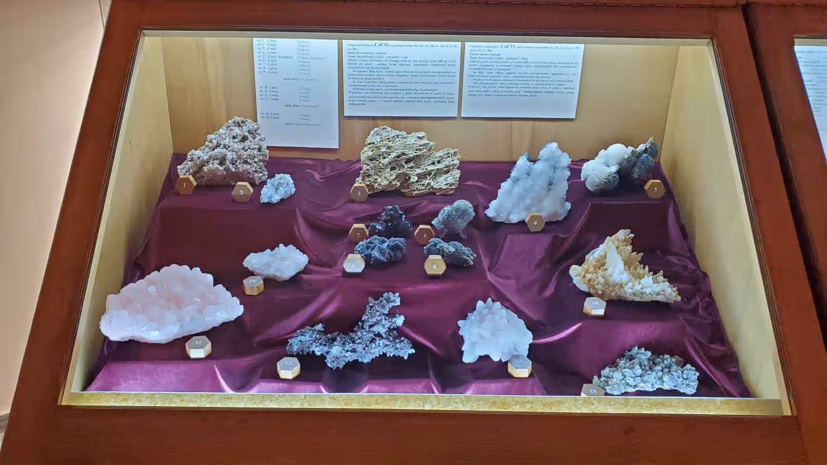 Muzeul de Mineralogie Victor Gorduza din Baia Mare, România, fotografia 7