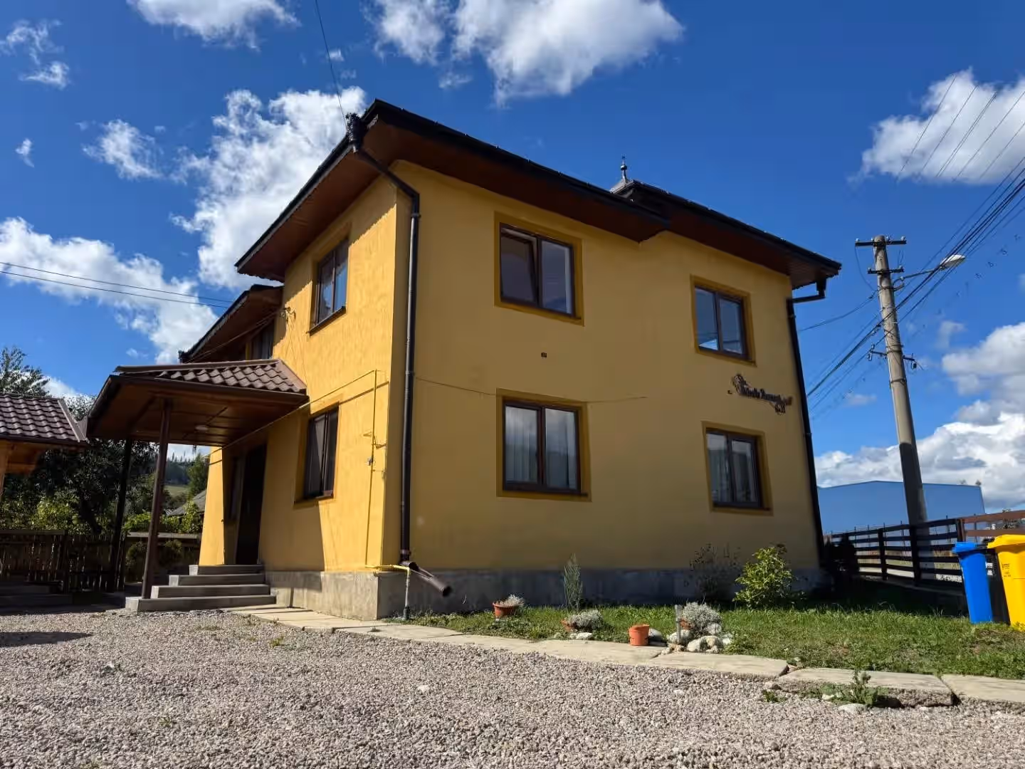 Casa Pietrele Doamnei din Câmpulung Moldovenesc, România Casa Pietrele Doamnei din Câmpulung Moldovenesc, România