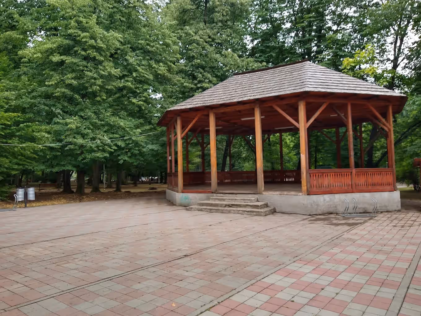 Parcul Municipal Regina Maria din Baia Mare, România, fotografia 10