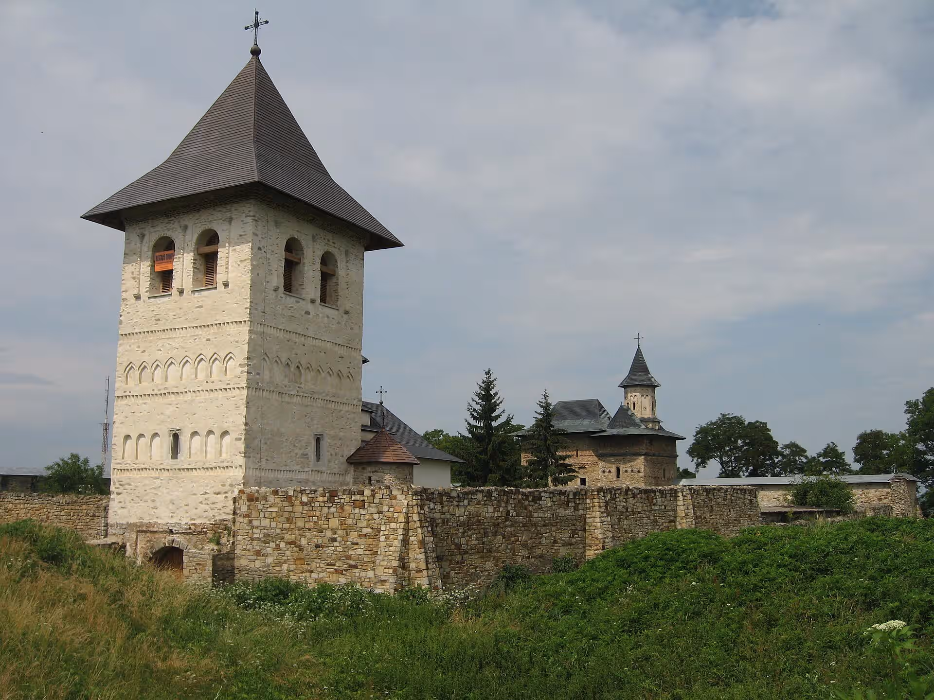 Complexul Fortificat Zamca din Suceava, România Complexul Fortificat Zamca din Suceava, România