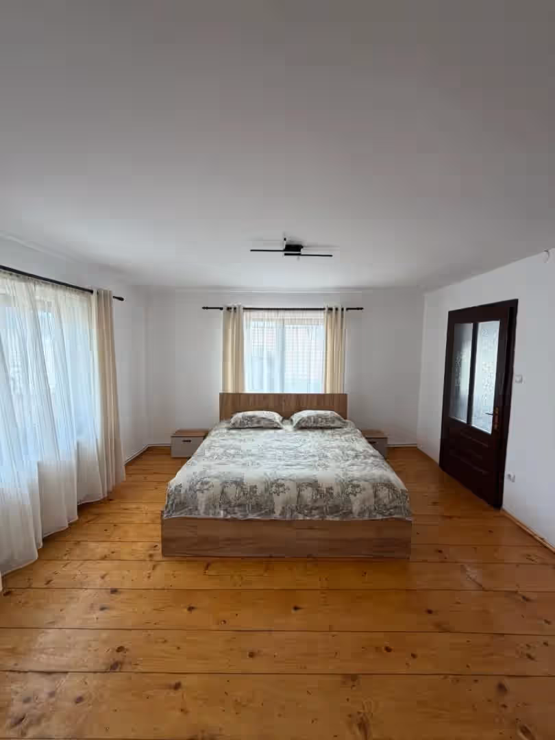 Casa Pietrele Doamnei din Câmpulung Moldovenesc, România, fotografia 7 Casa Pietrele Doamnei din Câmpulung Moldovenesc, România, fotografia 7