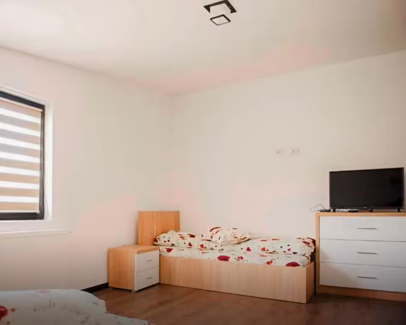 Cameră triplă spațioasă la Casa Florus, Șieu, Maramureș Cameră triplă spațioasă la Casa Florus, Șieu, Maramureș