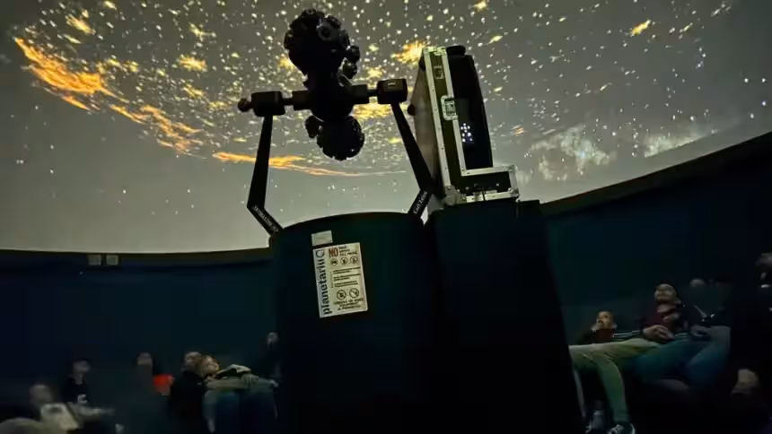 Planetariul Baia Mare din Baia Mare, România, fotografia 5 Planetariul Baia Mare din Baia Mare, România, fotografia 5