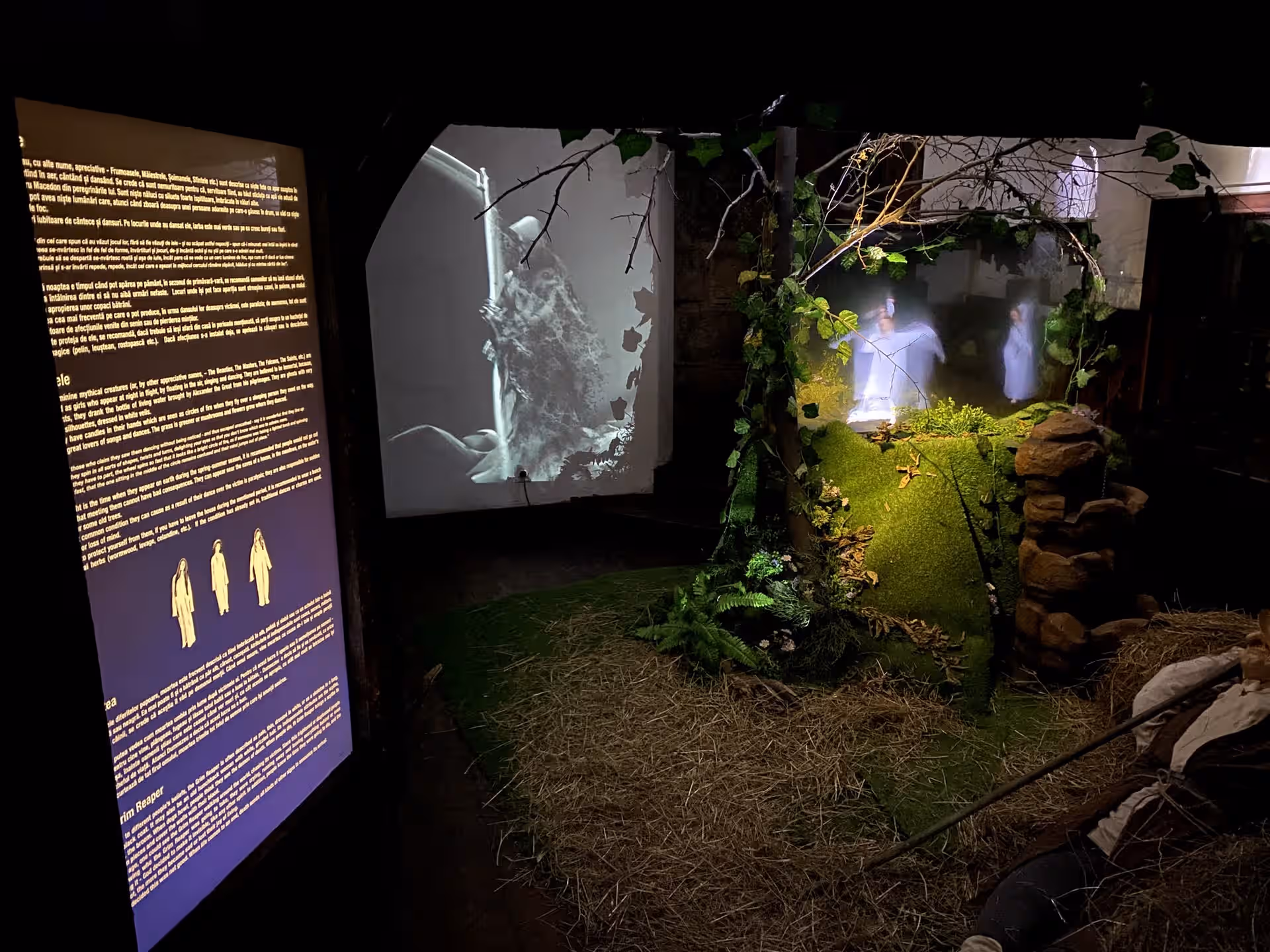 Expoziție interactivă despre legendele Castelului Bran Expoziție interactivă despre legendele Castelului Bran