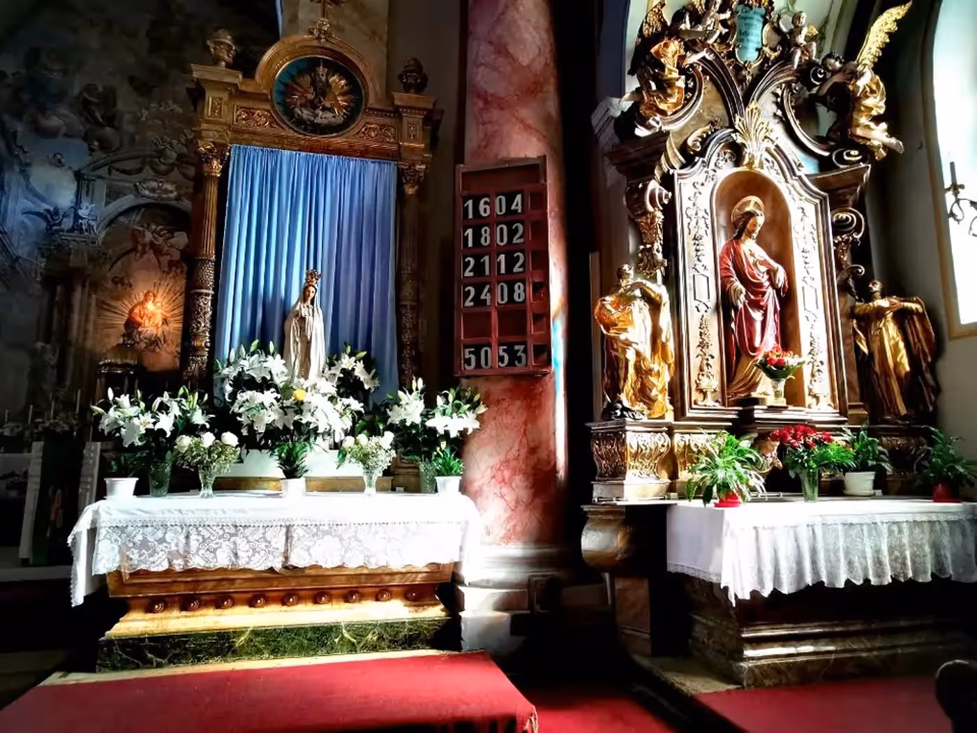 Biserica Romano-Catolică „Sfânta Treime” Sibiu din Sibiu, România, fotografia 13