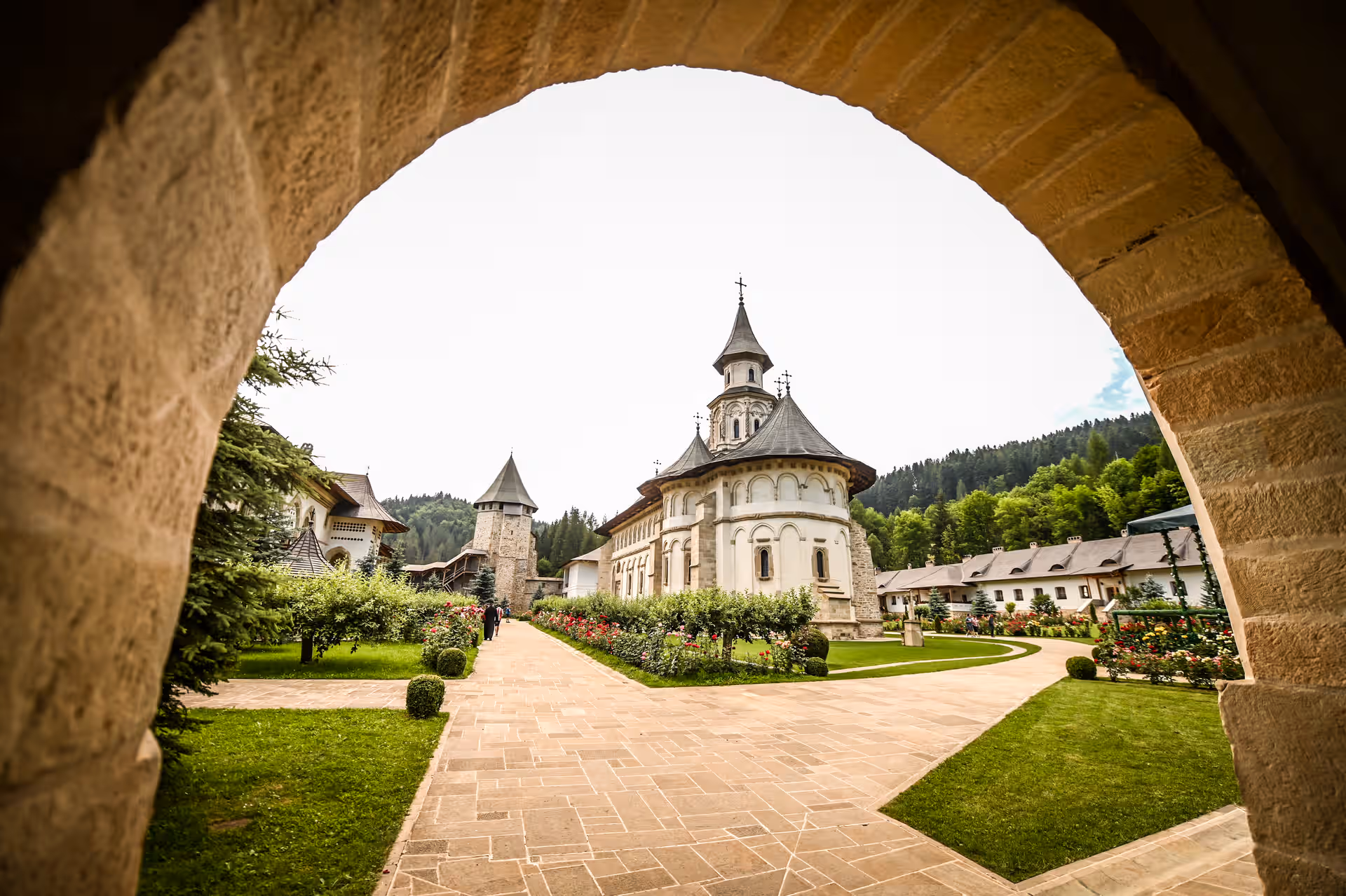 Mănăstirea Putna din Putna, România, fotografia 2