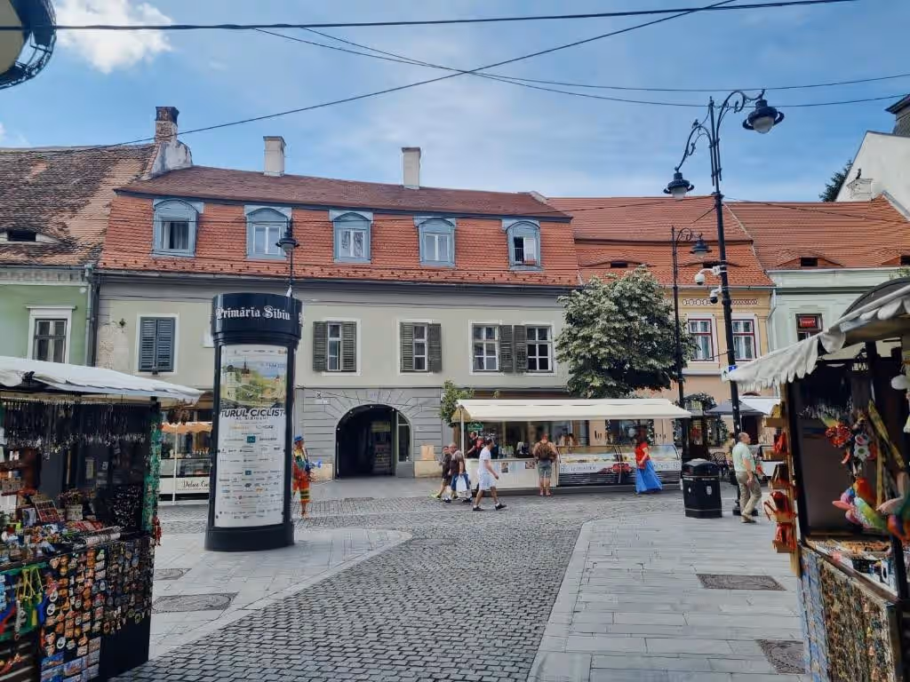 Central House Seven din Sibiu, România, fotografia 11