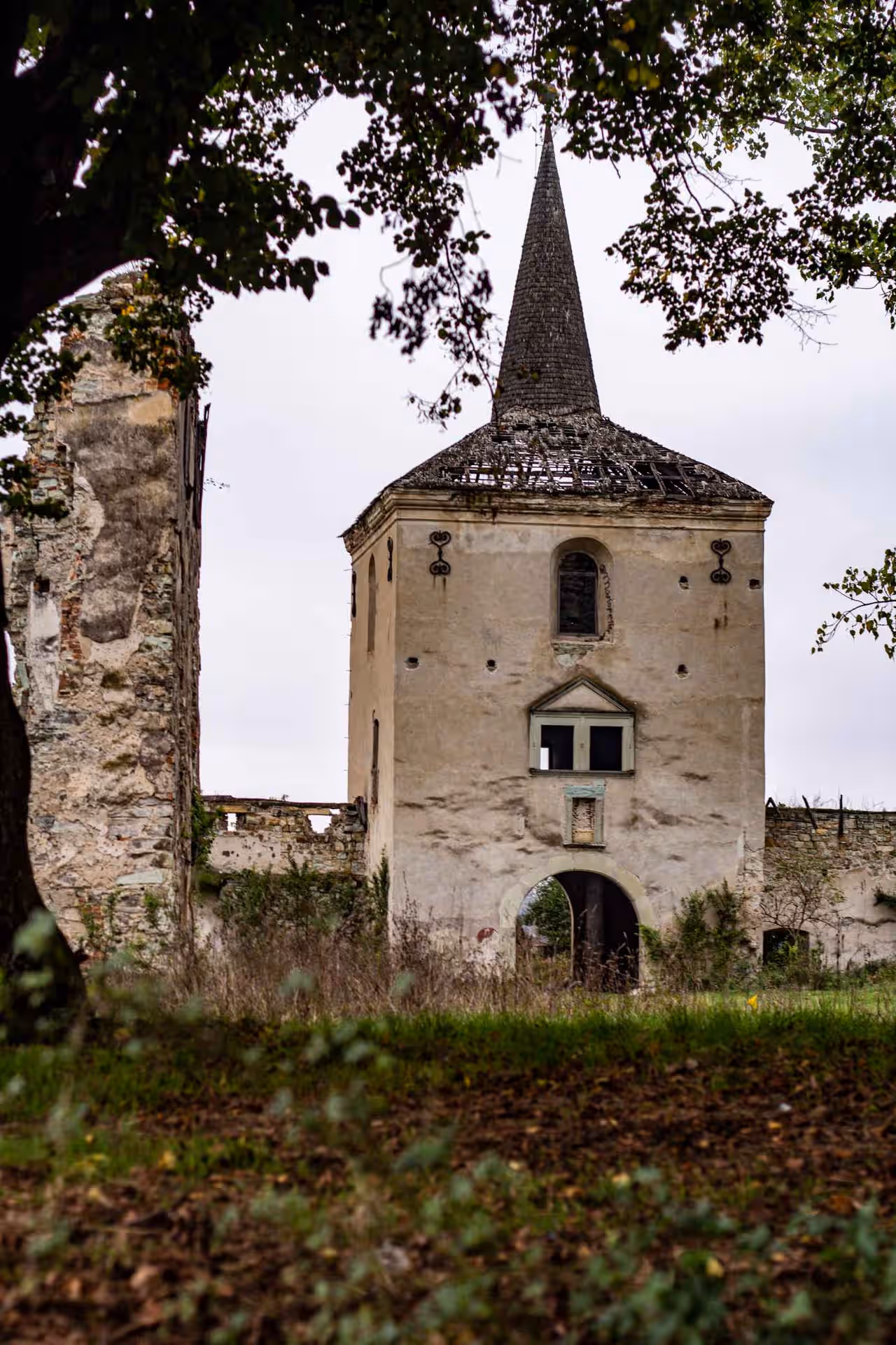 Castelul Kornis din Mănăstirea, România, fotografia 12