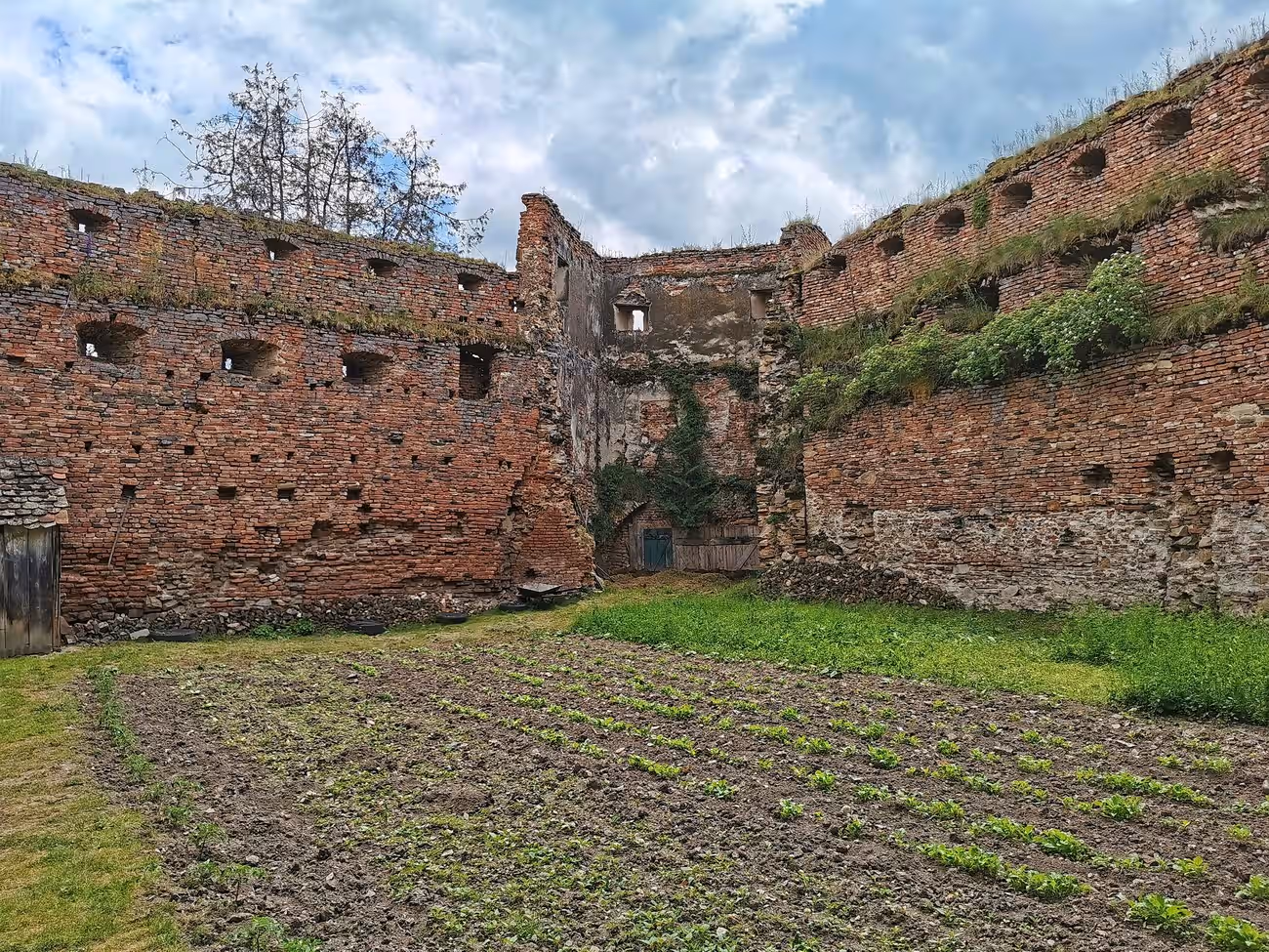 Cetatea Slimnic din Slimnic, România, fotografia 6 Cetatea Slimnic din Slimnic, România, fotografia 6