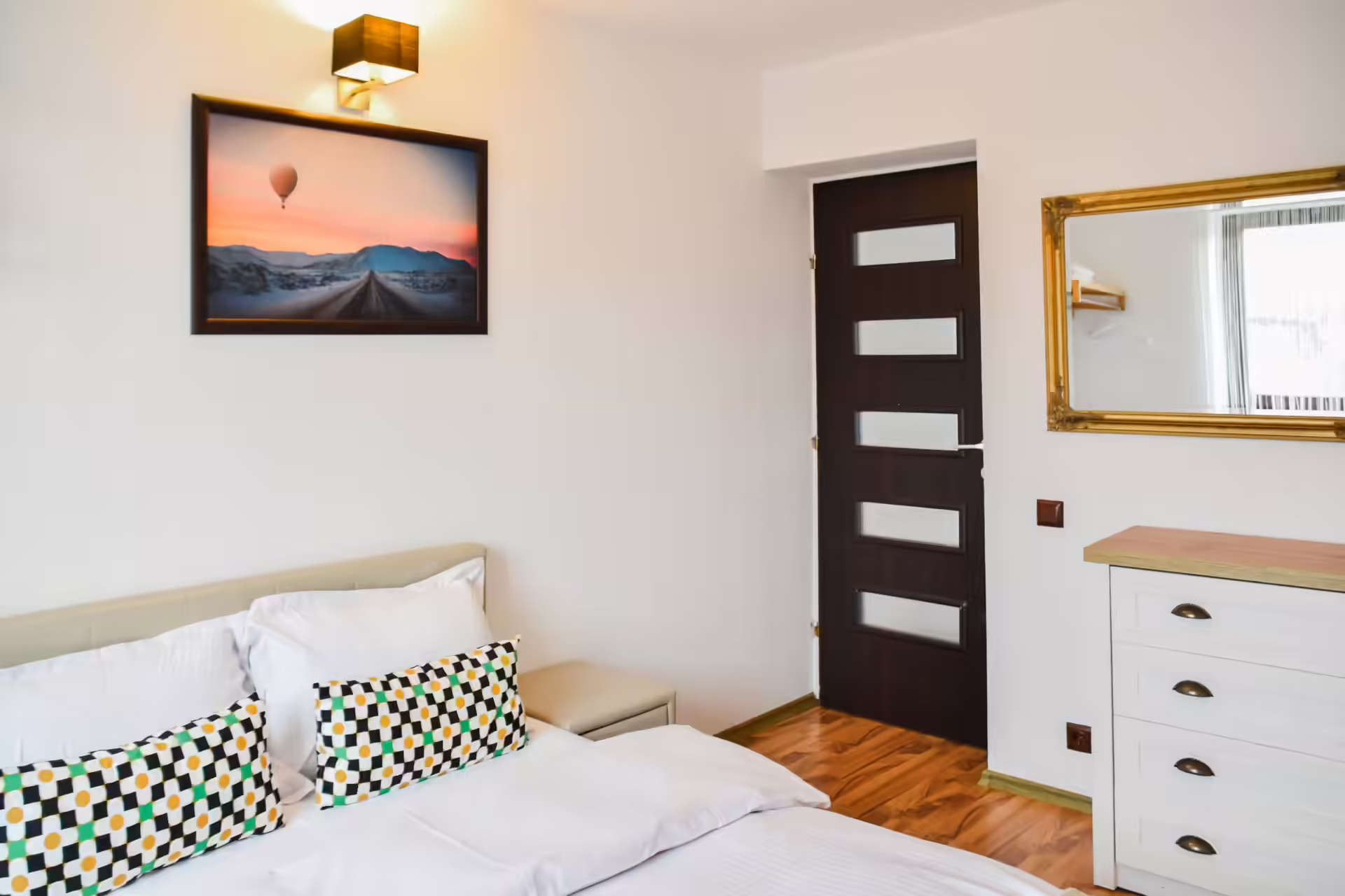 Cameră cu canapea extensibilă la Vila Mik Guesthouse Cameră cu canapea extensibilă la Vila Mik Guesthouse