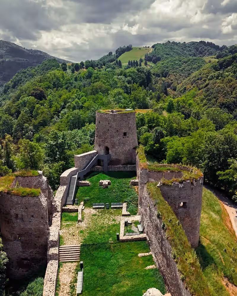 Cetatea Bologa din Bologa, România, fotografia 7 Cetatea Bologa din Bologa, România, fotografia 7