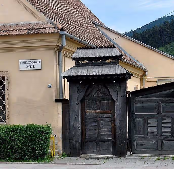 Muzeul de Etnografie Săcele din Săcele, România, fotografia 7