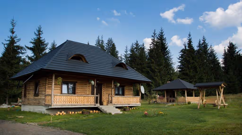 Căsuța din Povești din Dorna-Arini, România Căsuța din Povești din Dorna-Arini, România