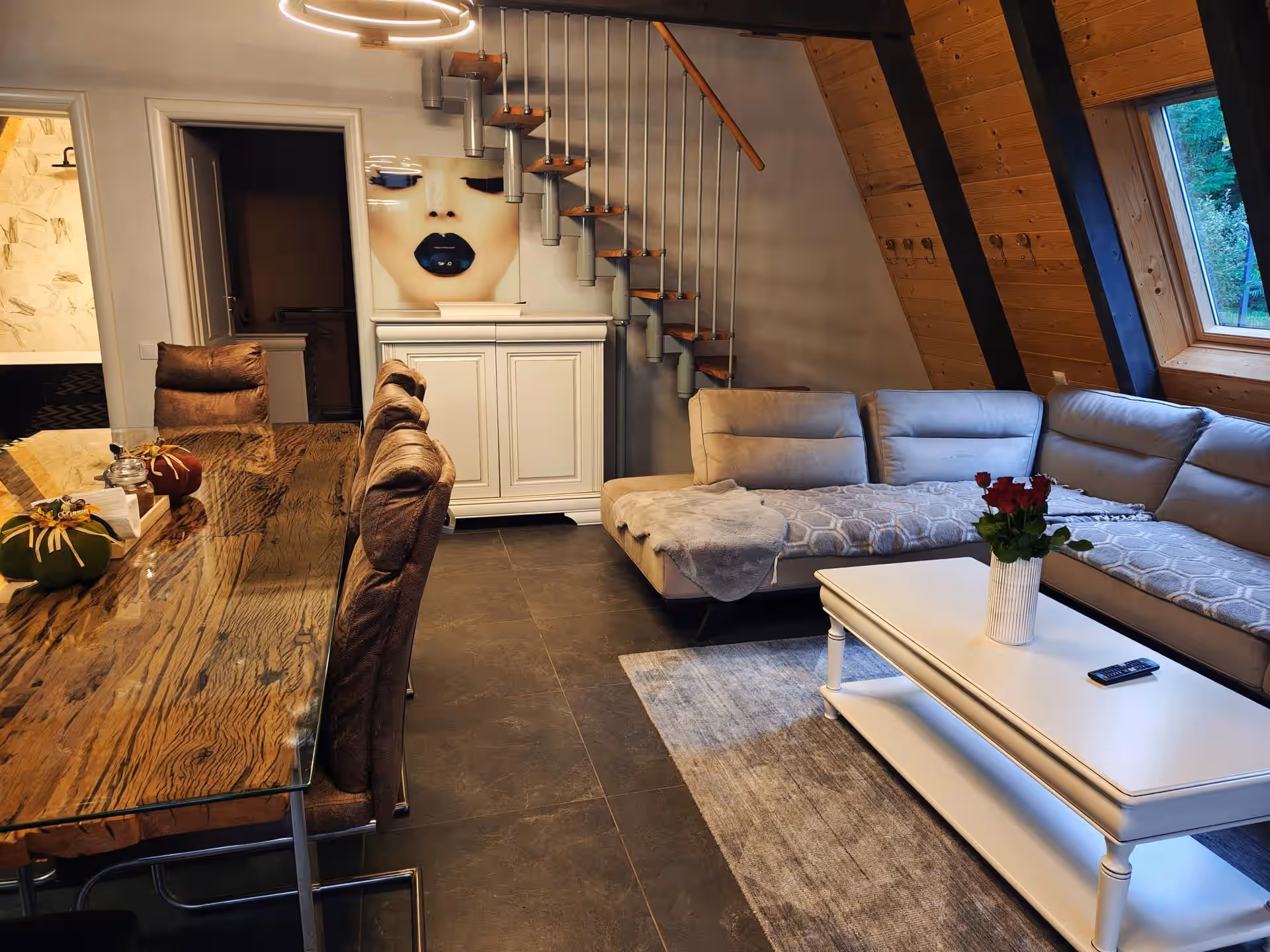 Cabana Hubertus, cabană de închiriat în Valea Avrigului, Munții Făgăraș, Sibiu, fotografia 7 Cabana Hubertus, cabană de închiriat în Valea Avrigului, Munții Făgăraș, Sibiu, fotografia 7