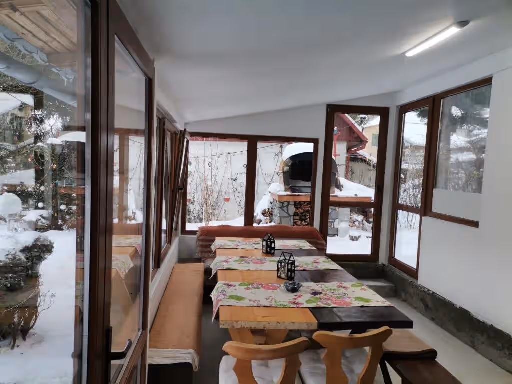 Zoso Home, cazare cu camere cu baie proprie în Bușteni, Valea Prahovei, fotografia 3