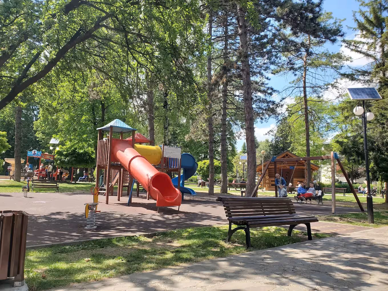 Parcul Universității Suceava din Suceava, România, fotografia 6
