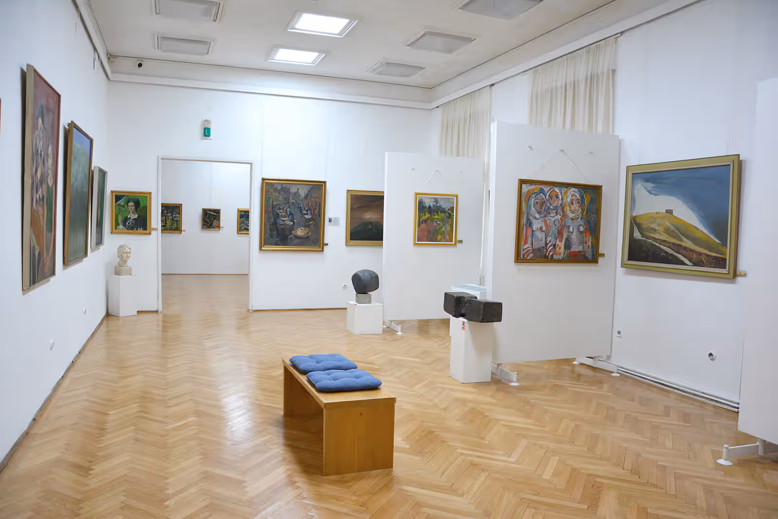 Muzeul de Artă Brașov din Brașov, România, fotografia 6 Muzeul de Artă Brașov din Brașov, România, fotografia 6