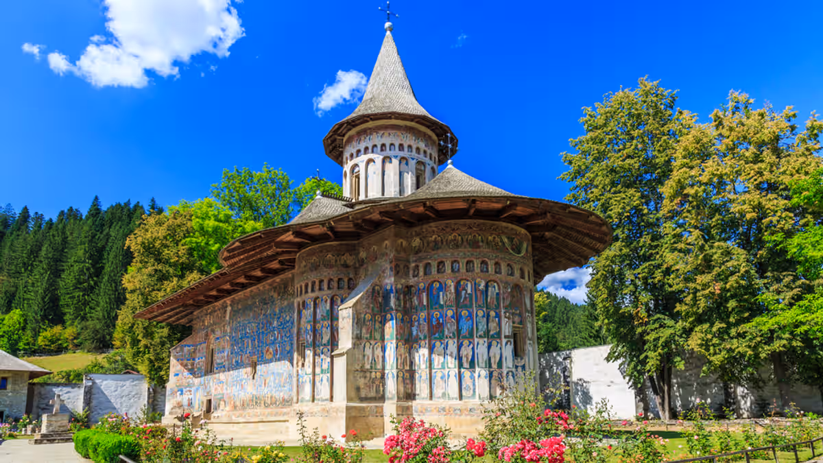 Mănăstirea Voroneț din Voroneț, România Mănăstirea Voroneț din Voroneț, România