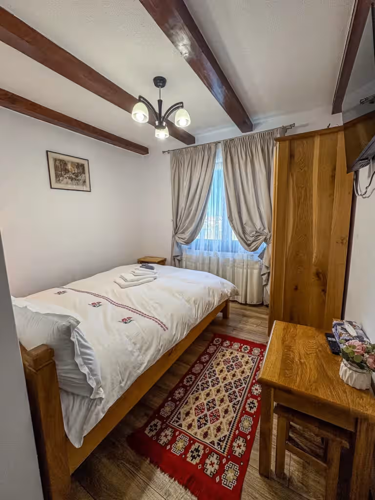 Popasul Piatra Craiului din Zărnești, România, fotografia 9