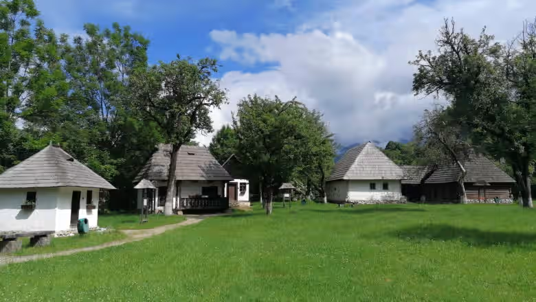 Muzeul Satului Brănean din Bran, România, fotografia 18