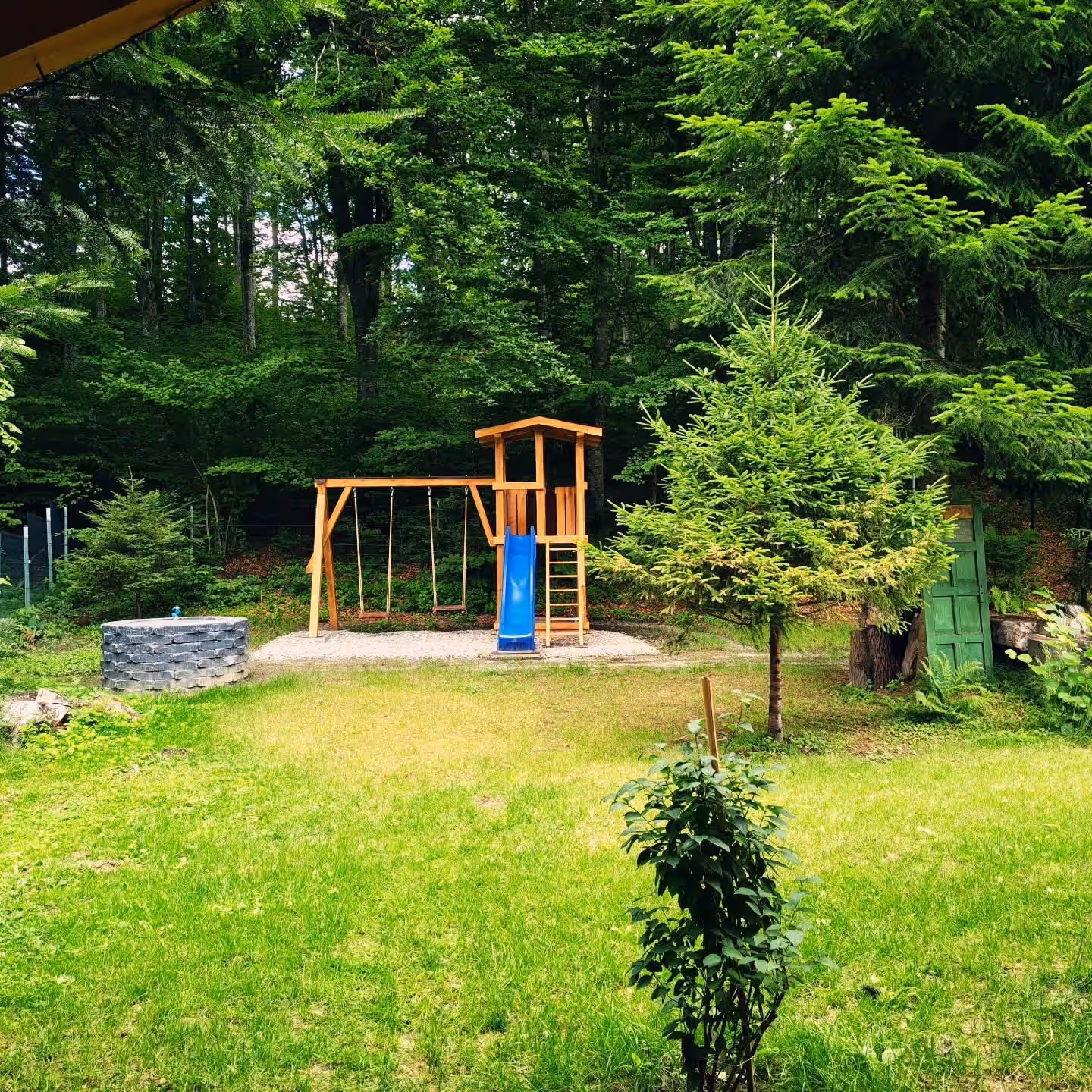 Cabana Hubertus, cabană de închiriat în Valea Avrigului, Munții Făgăraș, Sibiu, fotografia 10 Cabana Hubertus, cabană de închiriat în Valea Avrigului, Munții Făgăraș, Sibiu, fotografia 10