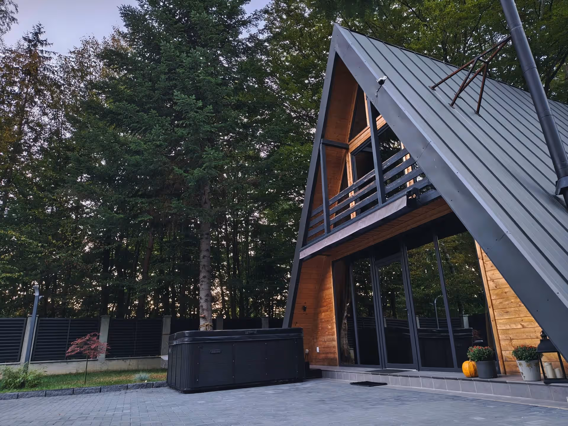 Cabana Hubertus, cabană de închiriat în Valea Avrigului, Munții Făgăraș, Sibiu, fotografia 4 Cabana Hubertus, cabană de închiriat în Valea Avrigului, Munții Făgăraș, Sibiu, fotografia 4