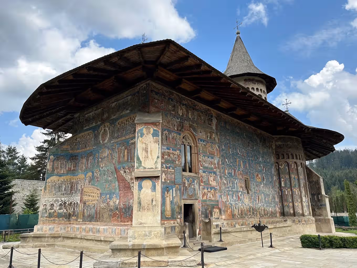 Mănăstirea Voroneț din Voroneț, România, fotografia 9 Mănăstirea Voroneț din Voroneț, România, fotografia 9