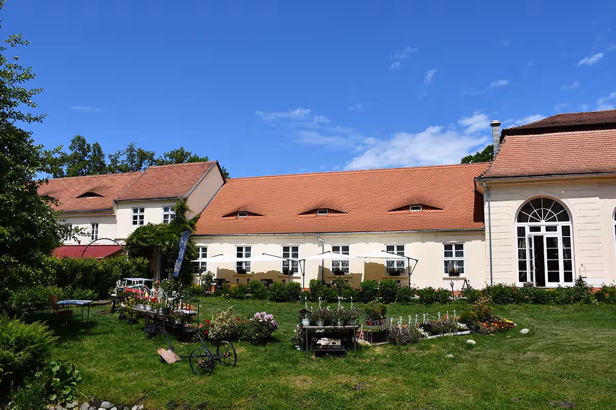 Palatul Brukenthal Avrig din Avrig, România, fotografia 5