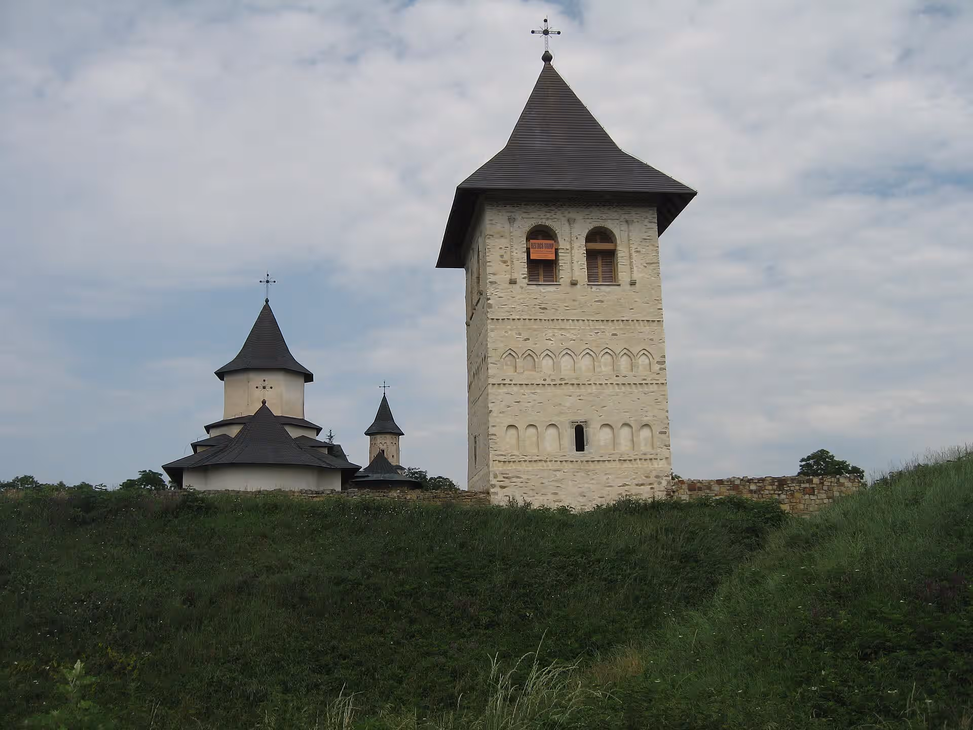 Complexul Fortificat Zamca din Suceava, România, fotografia 14 Complexul Fortificat Zamca din Suceava, România, fotografia 14