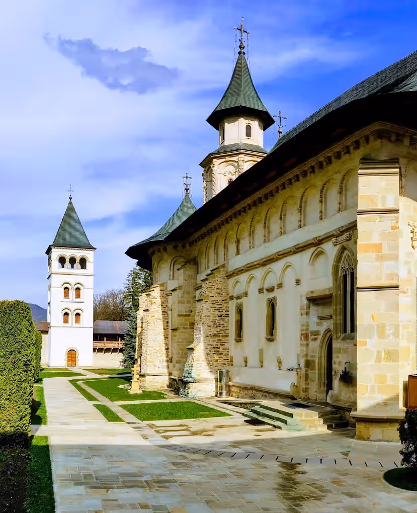 Mănăstirea Putna din Putna, România, fotografia 23