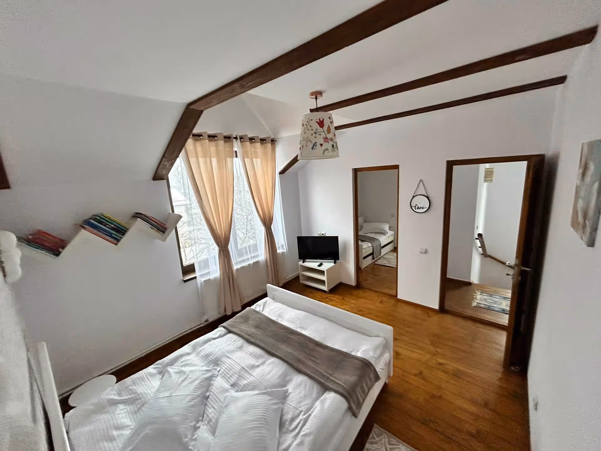 Grădina Ascunsă, cazare cu grădină în Breaza, Valea Prahovei, fotografia 7