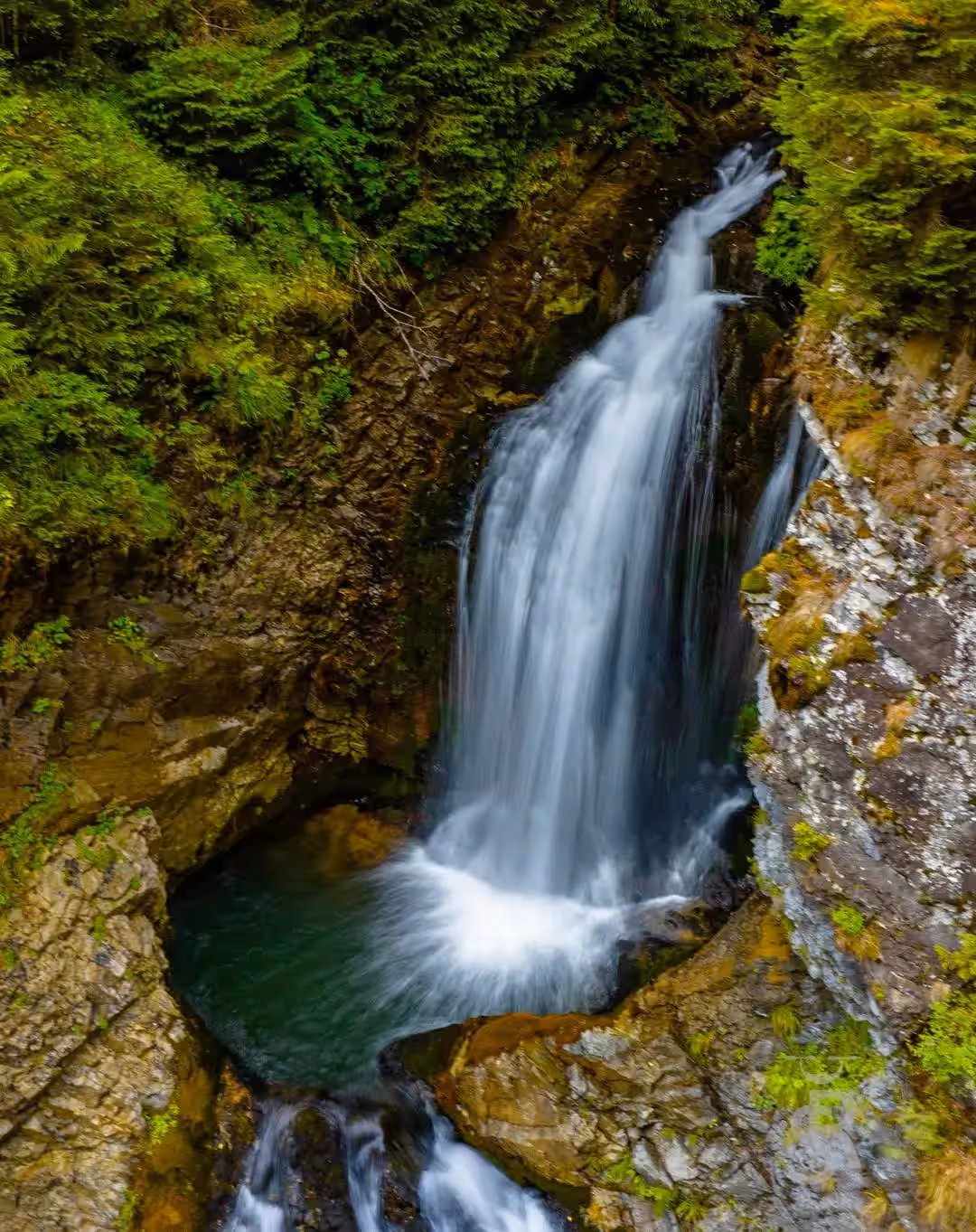 Cascada Răchițele, Vălul Miresei din Răchițele, România, fotografia 5