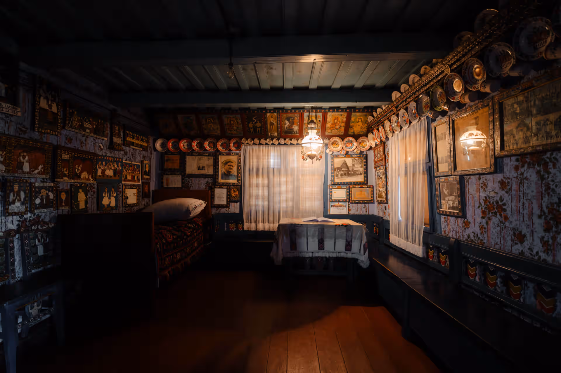 Casa Memorială Stan Ioan Pătraș din Săpânța, România, fotografia 5 Casa Memorială Stan Ioan Pătraș din Săpânța, România, fotografia 5