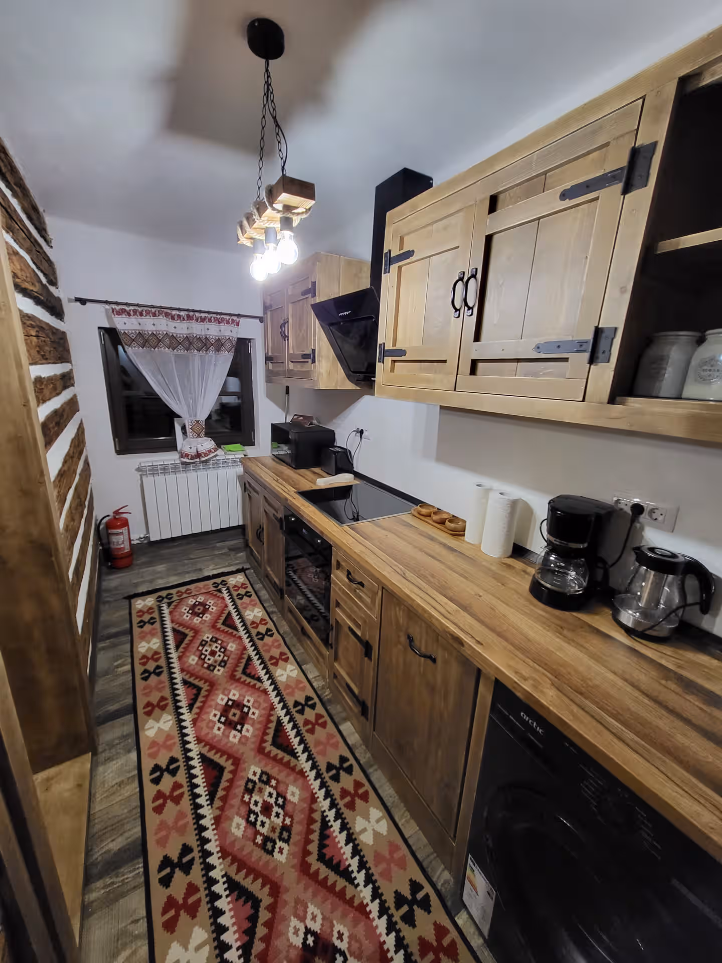 Cerdacul cu Amintiri, cazare tradițională în Câmpulung Moldovenesc, Bucovina, fotografia 2