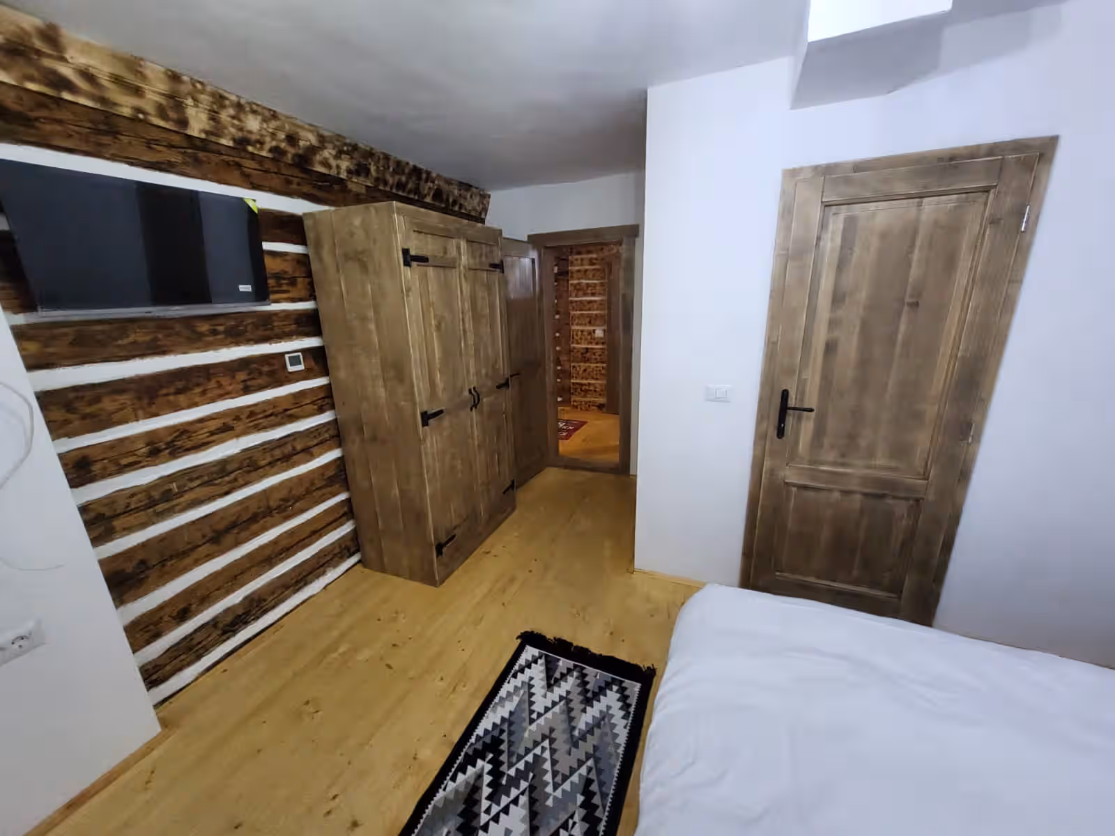Cerdacul cu Amintiri, cazare tradițională în Câmpulung Moldovenesc, Bucovina, fotografia 26