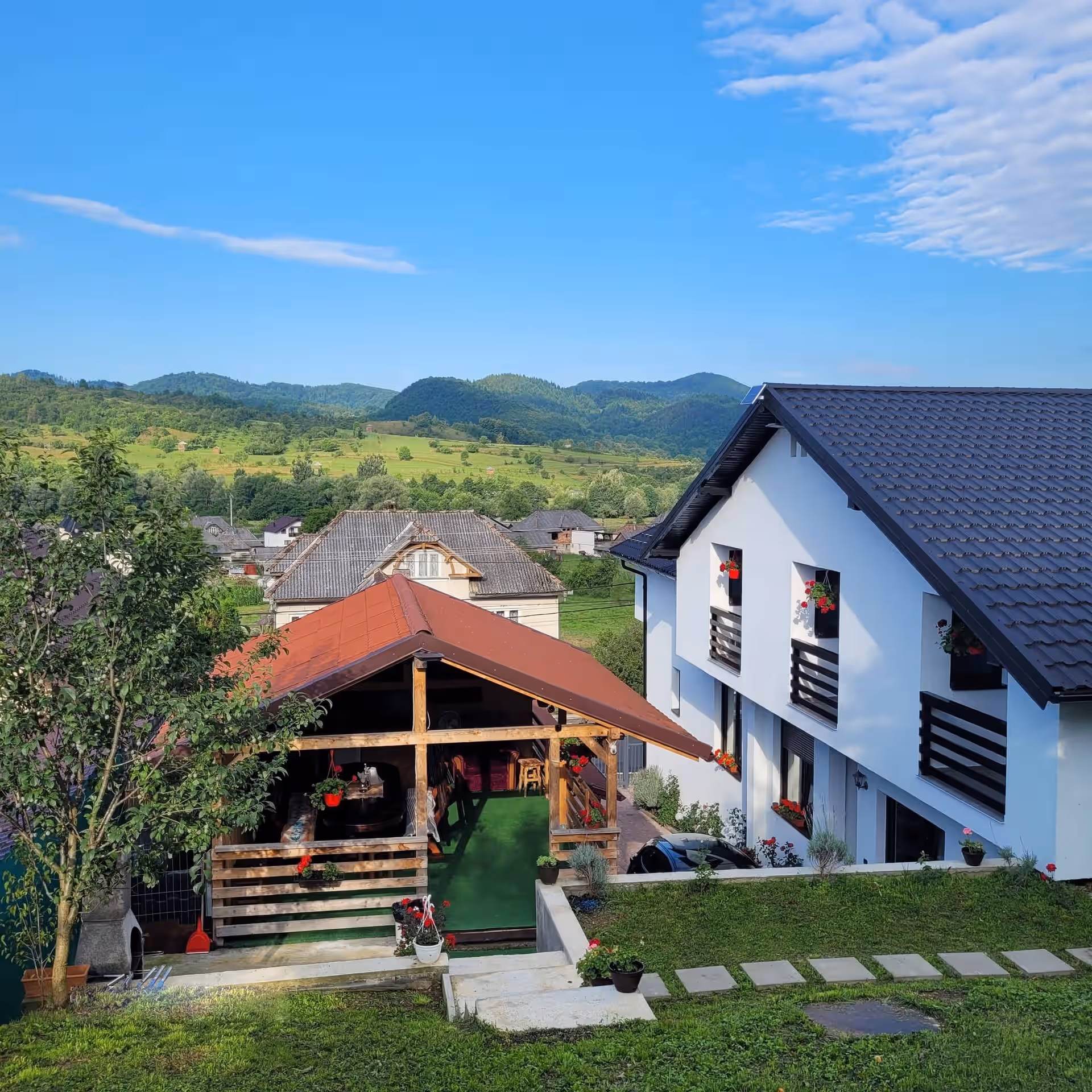 Casa Dalina În Maramureș din Rona de Jos, România, fotografia 10 Casa Dalina În Maramureș din Rona de Jos, România, fotografia 10