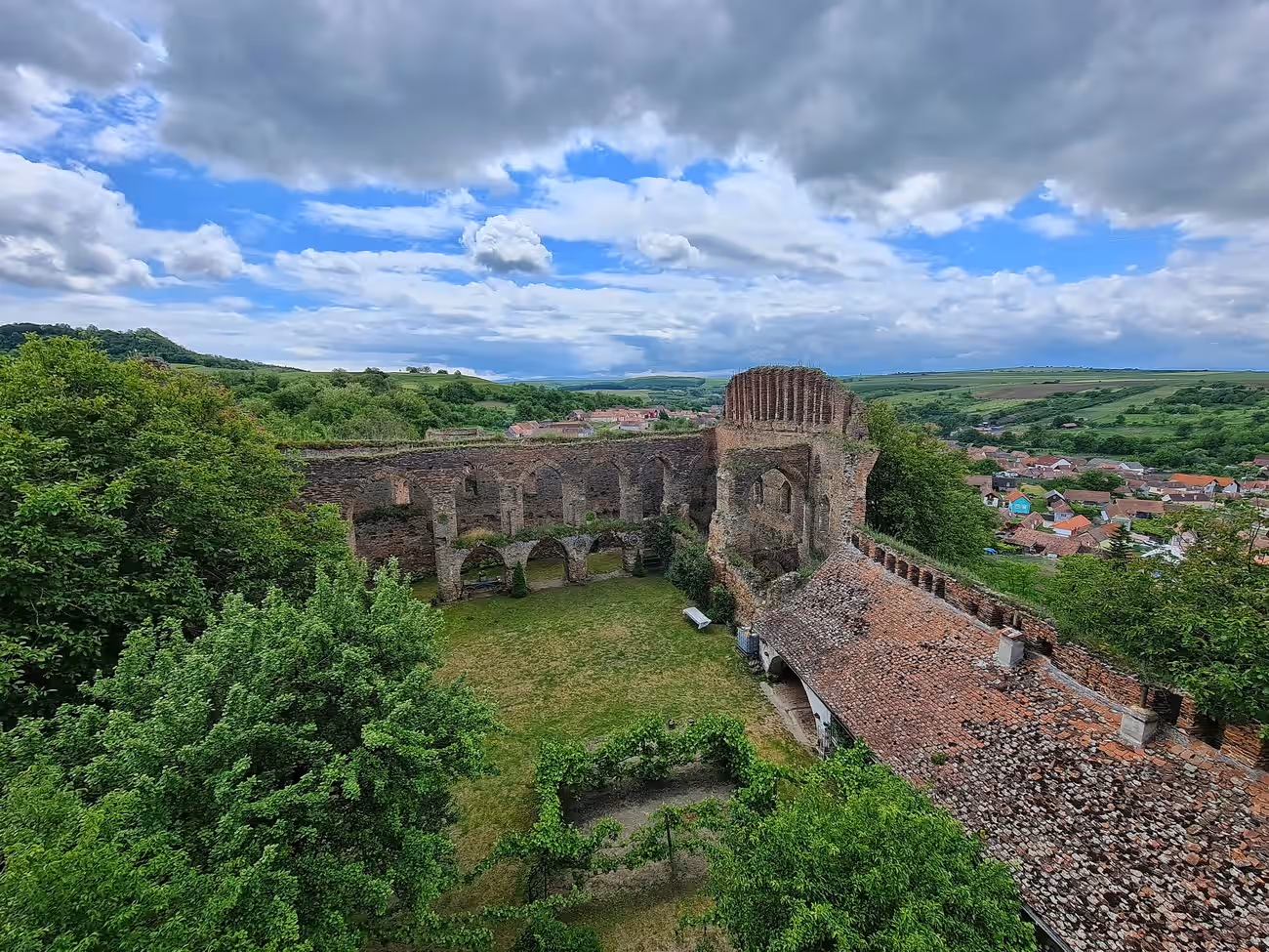 Cetatea Slimnic din Slimnic, România Cetatea Slimnic din Slimnic, România