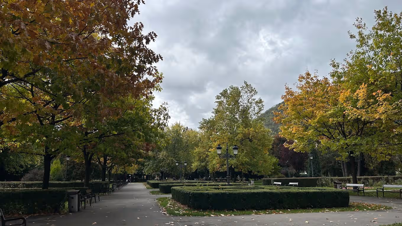 Parcul Nicolae Titulescu din Brașov, România, fotografia 5 Parcul Nicolae Titulescu din Brașov, România, fotografia 5