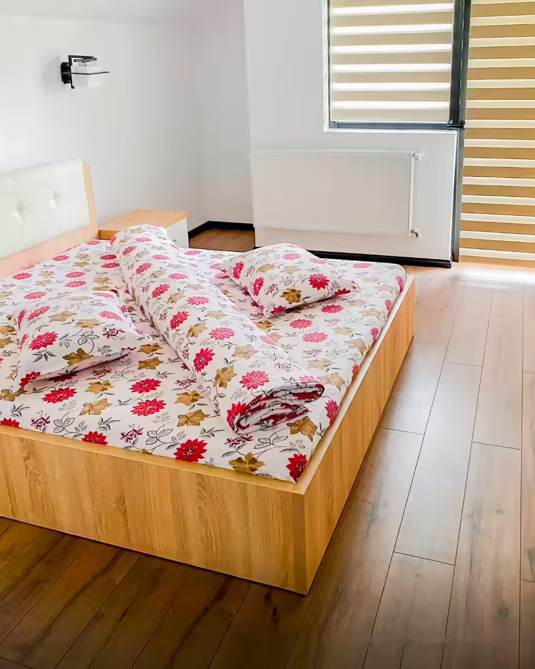 Cameră dublă cu parchet la Casa Florus, Maramureș Cameră dublă cu parchet la Casa Florus, Maramureș