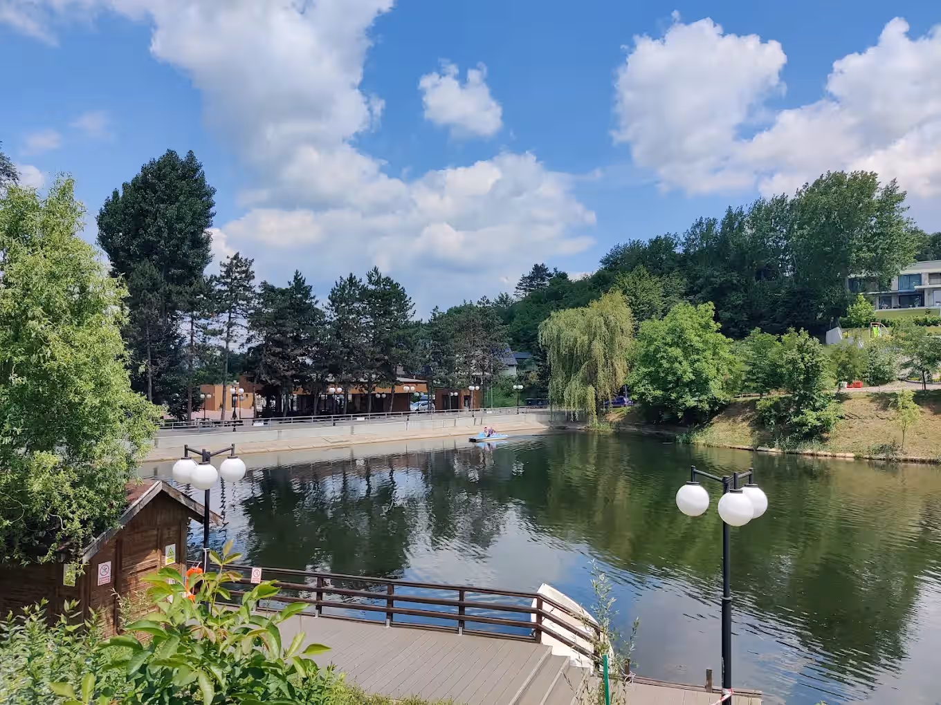 Parcul de Agrement Tătărași din Suceava, România, fotografia 12