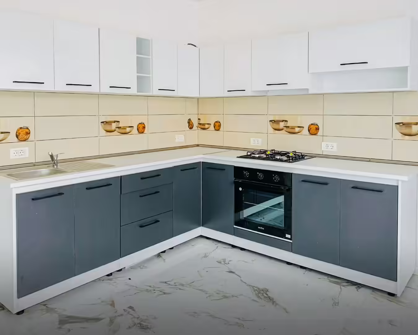 Bucătărie complet utilată la Vila Kalibu, Girov
