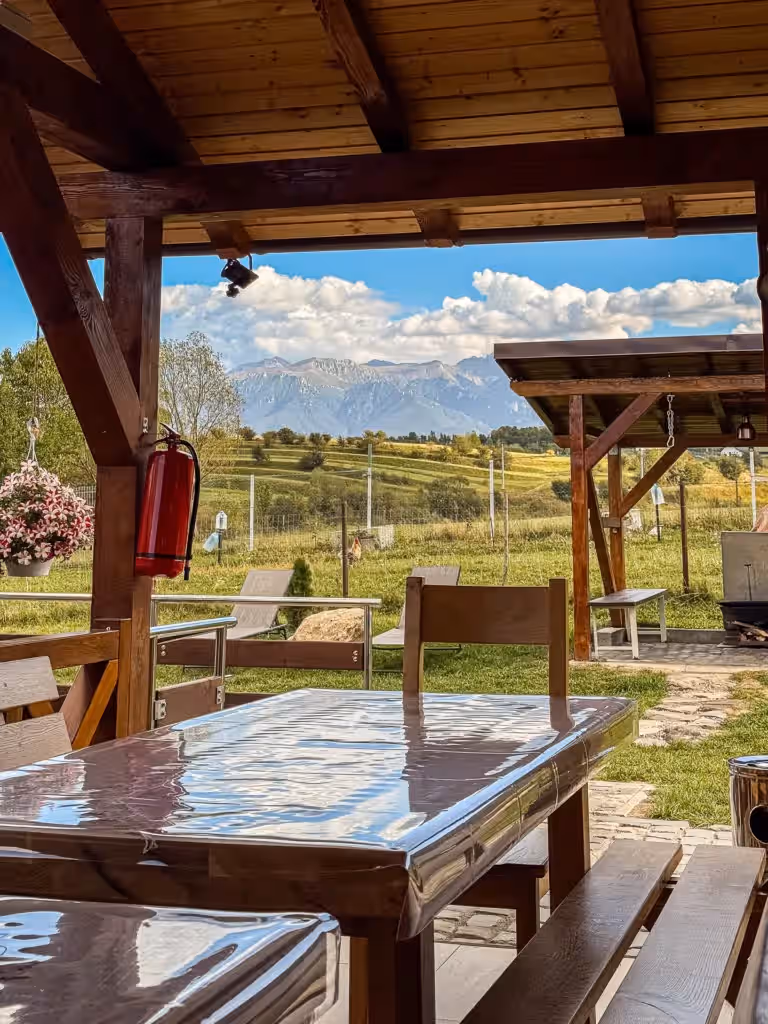 Popasul Piatra Craiului din Zărnești, România, fotografia 43